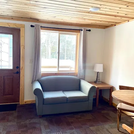 Hanging Horn Lakeside Resort Moose Lake Exterior photo