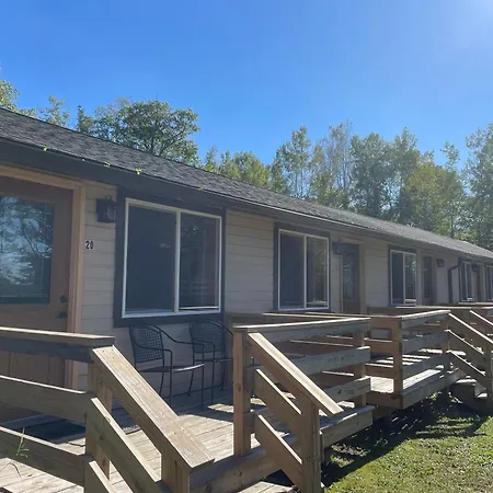 Hanging Horn Lakeside Resort Moose Lake Exterior photo