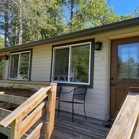 Hanging Horn Lakeside Resort Moose Lake Exterior photo